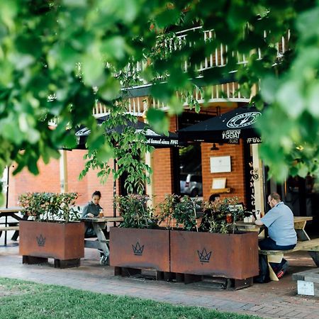 The Royal Daylesford Hotel Exterior foto